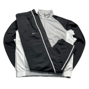 Nike Tracksuit (S)