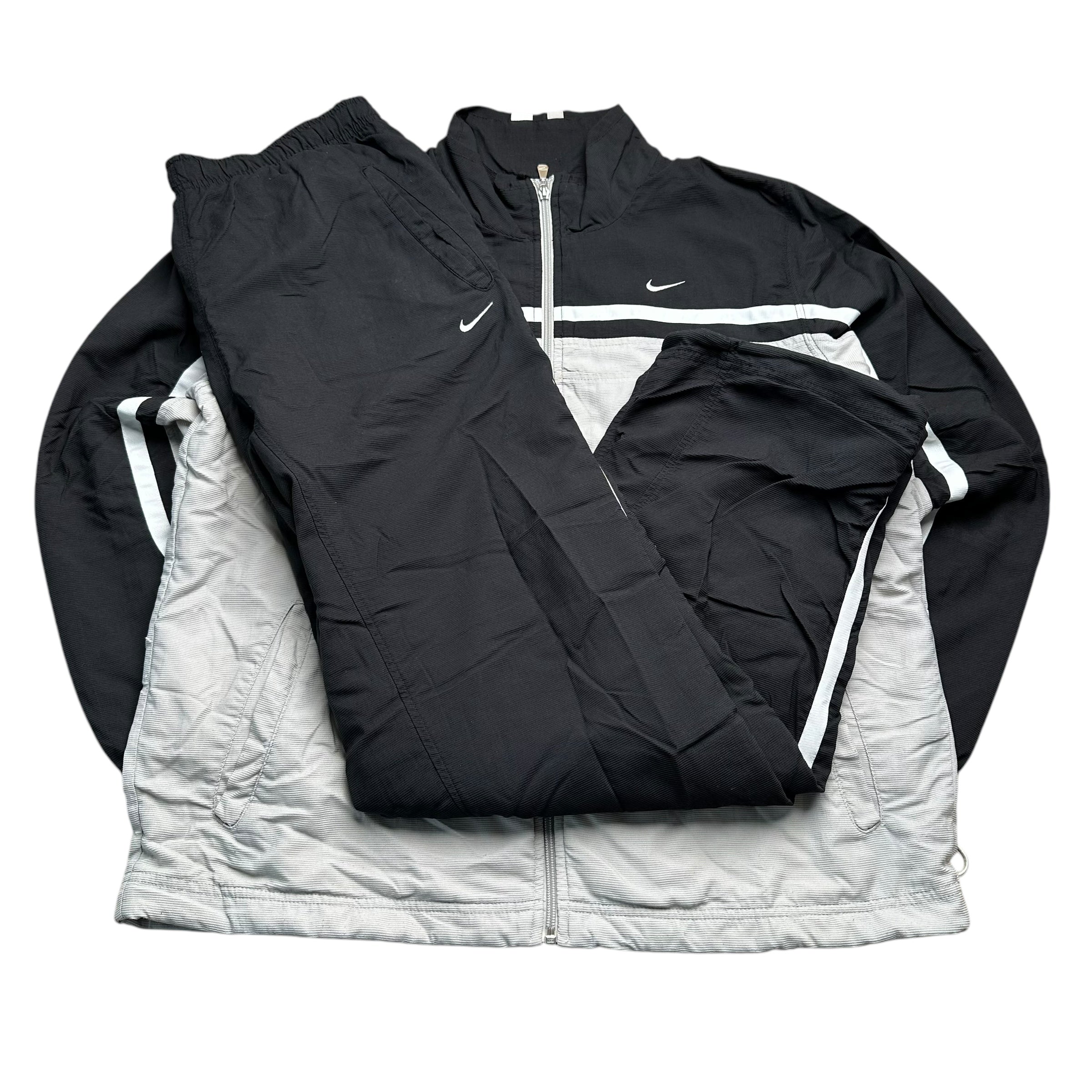 Nike Tracksuit (L)