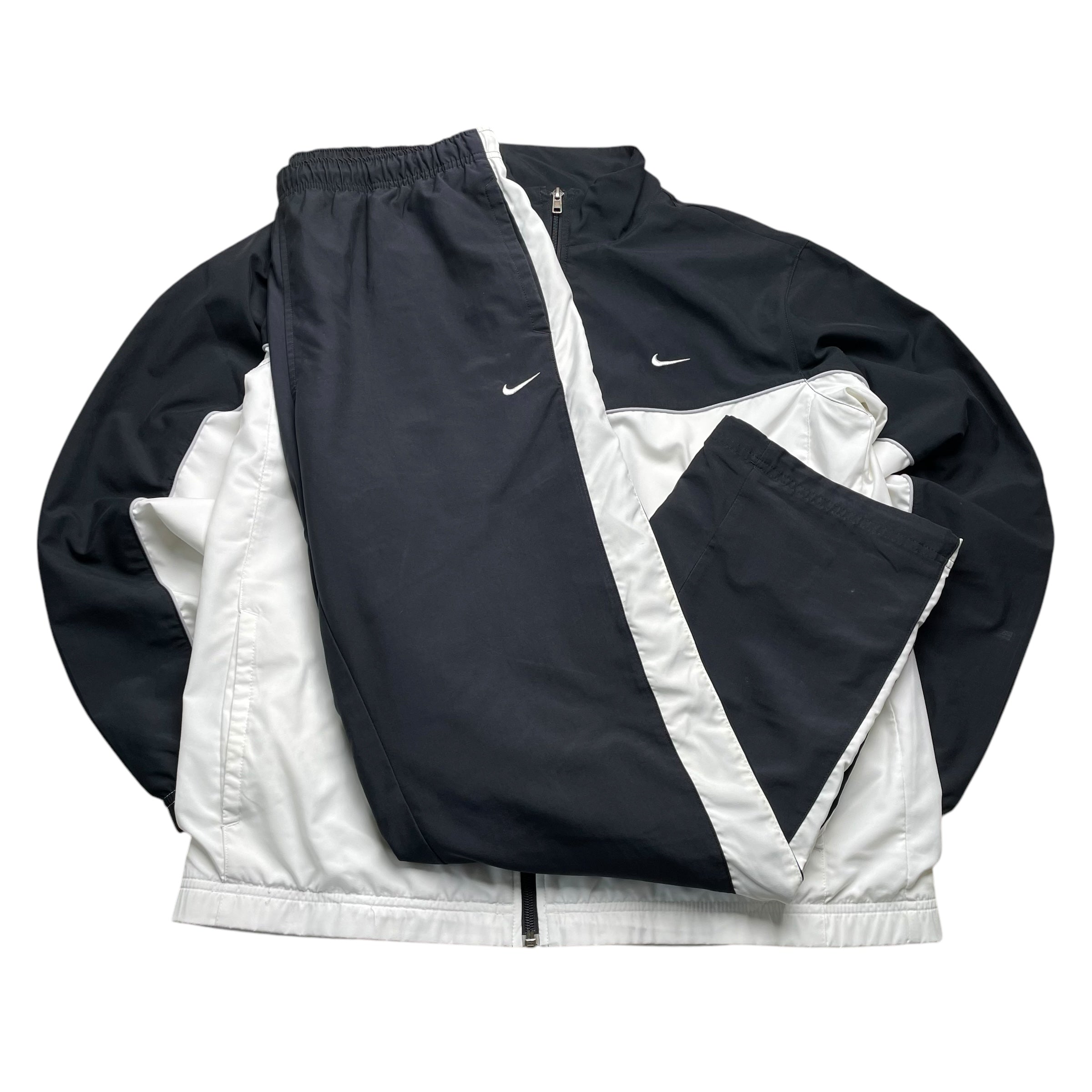 Nike Tracksuit (L)