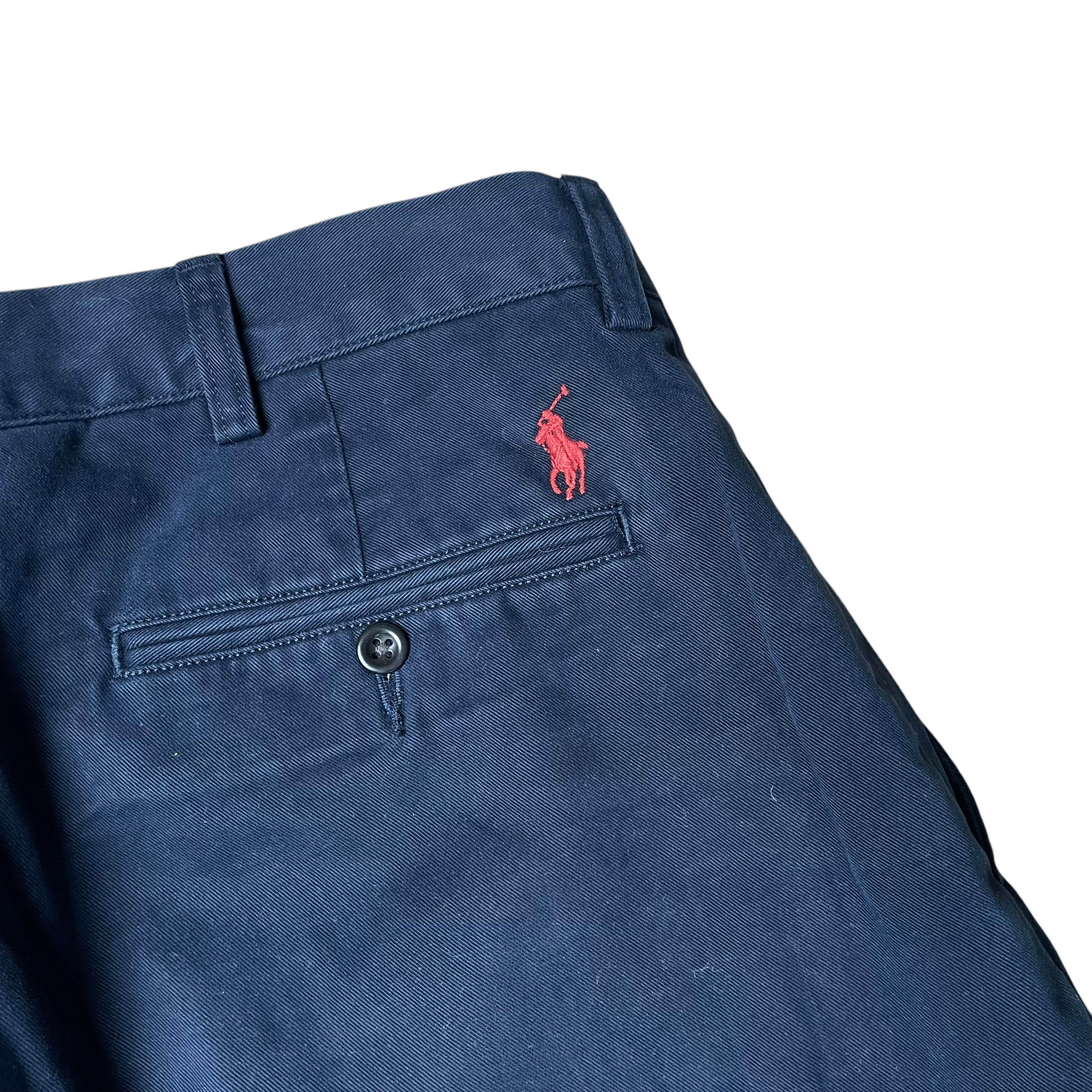 Ralph Lauren Chino (L)