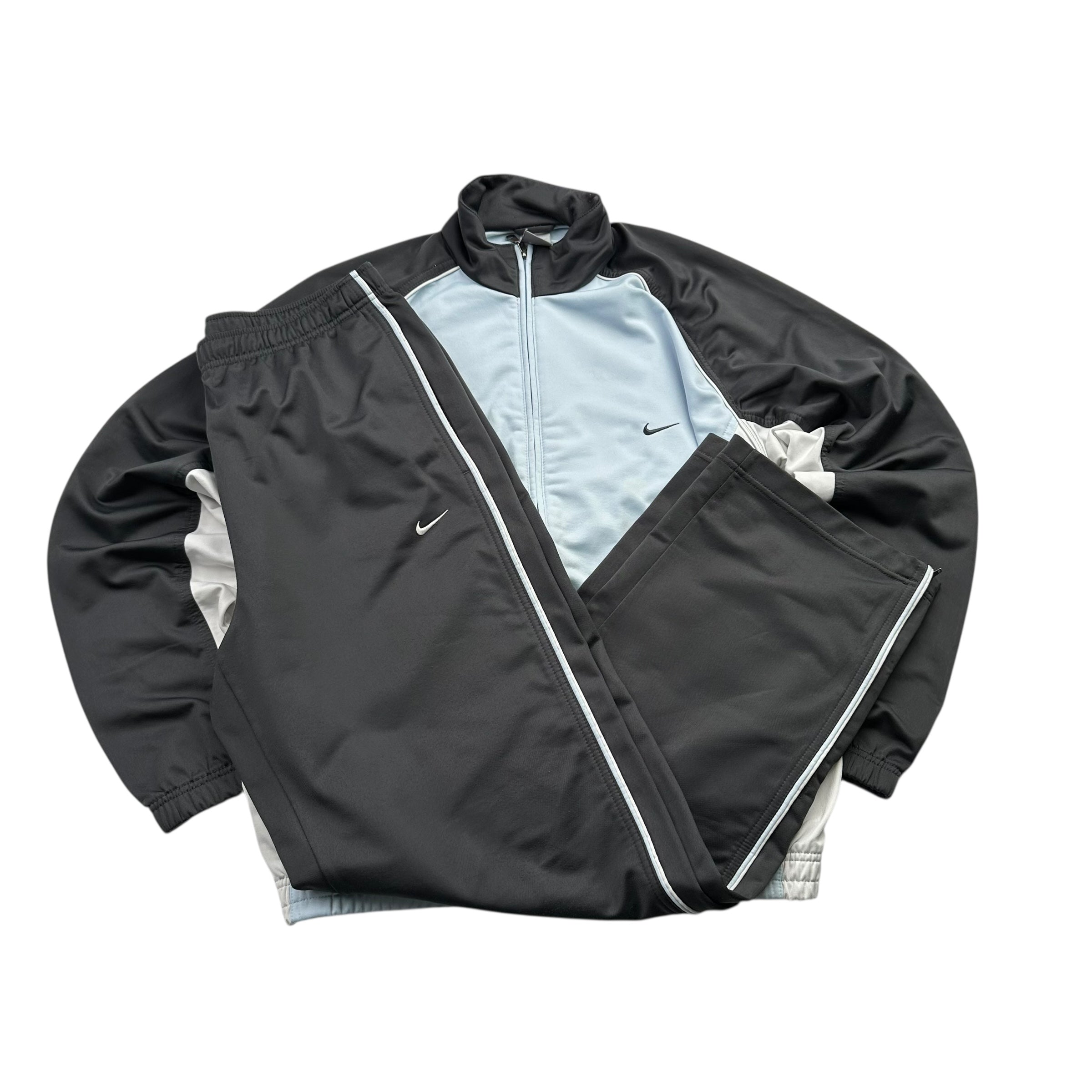 Nike Trainingsanzug (XL)