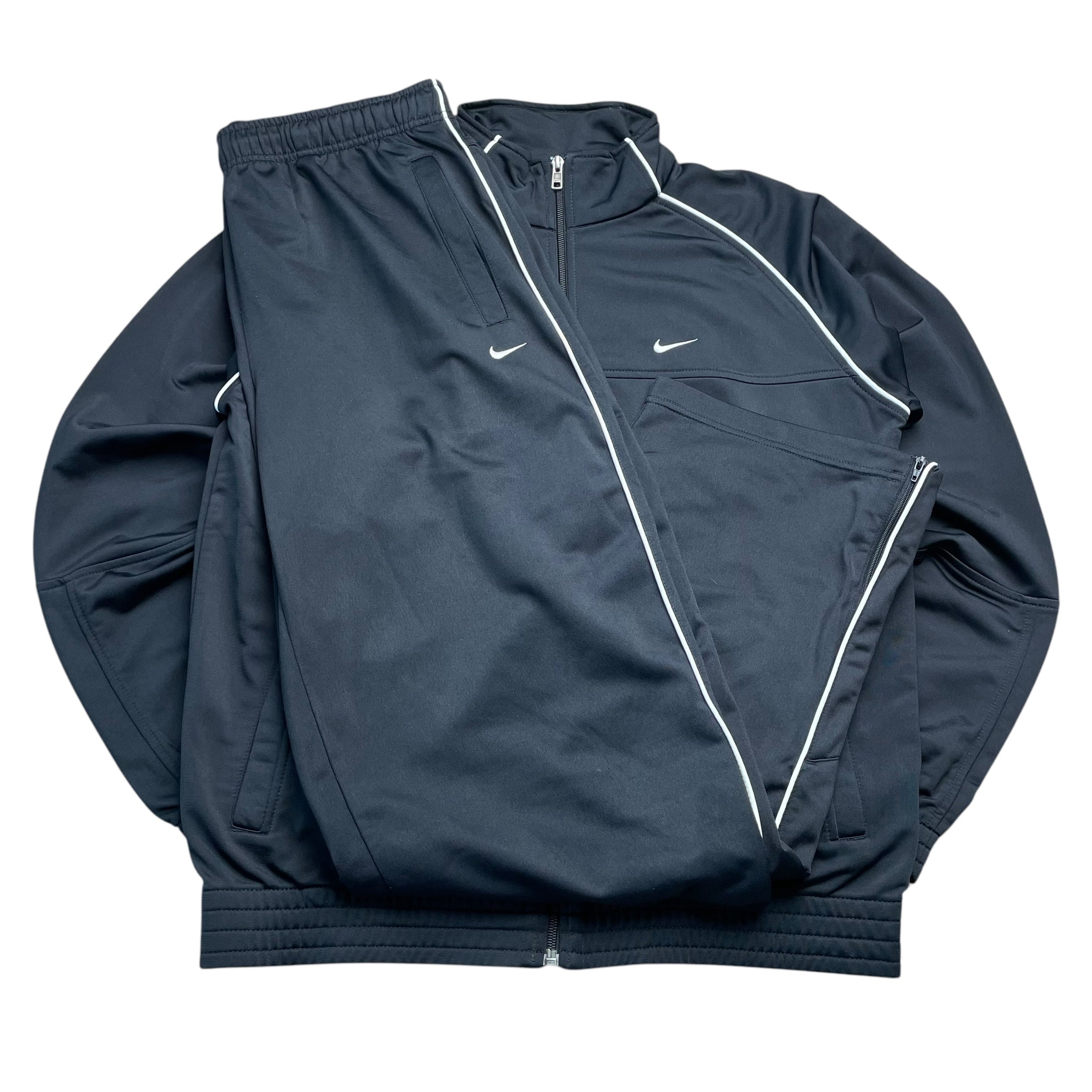 Nike Tracksuit (M)