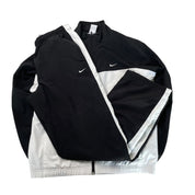 Nike Tracksuit - M