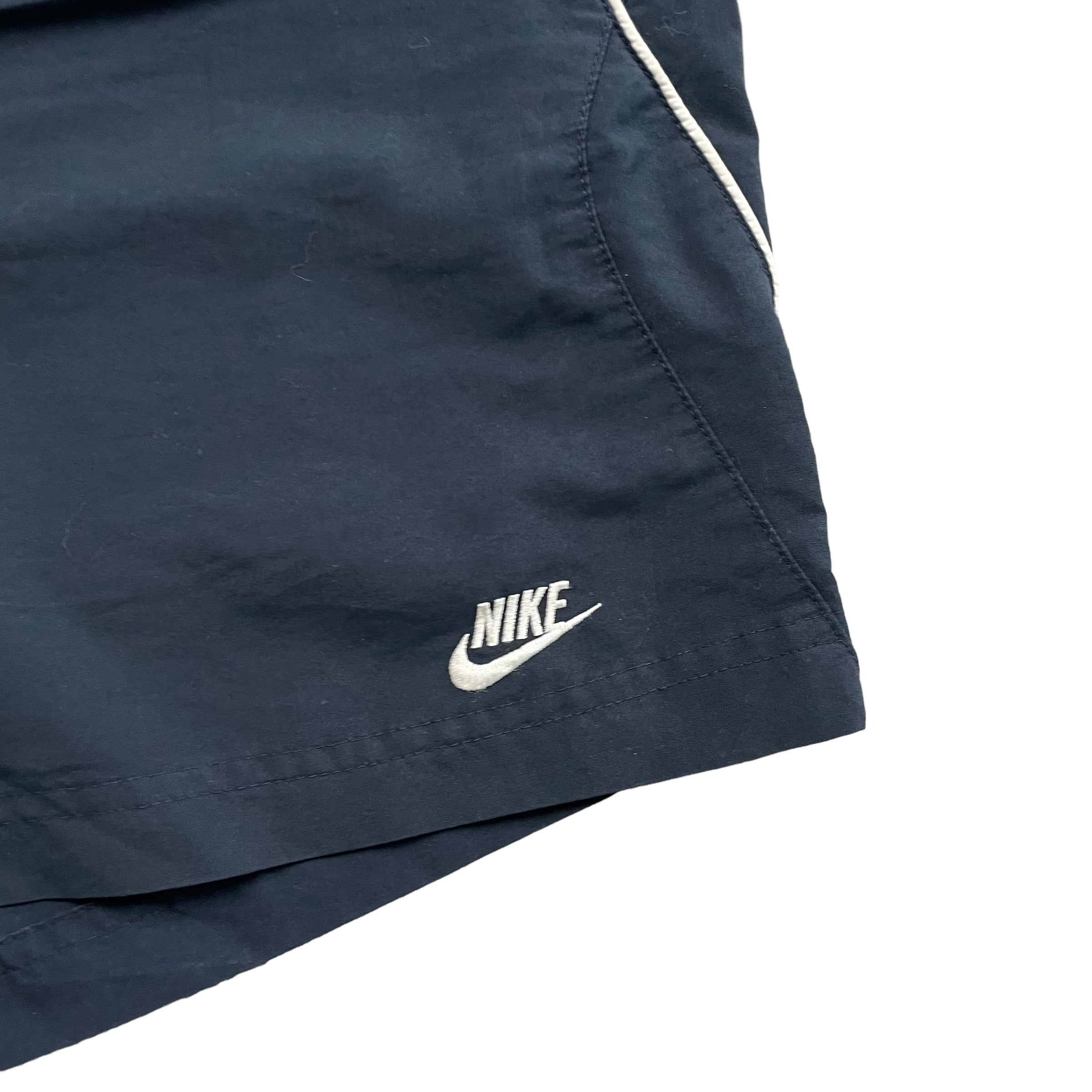 Nike Trainingsshorts – L