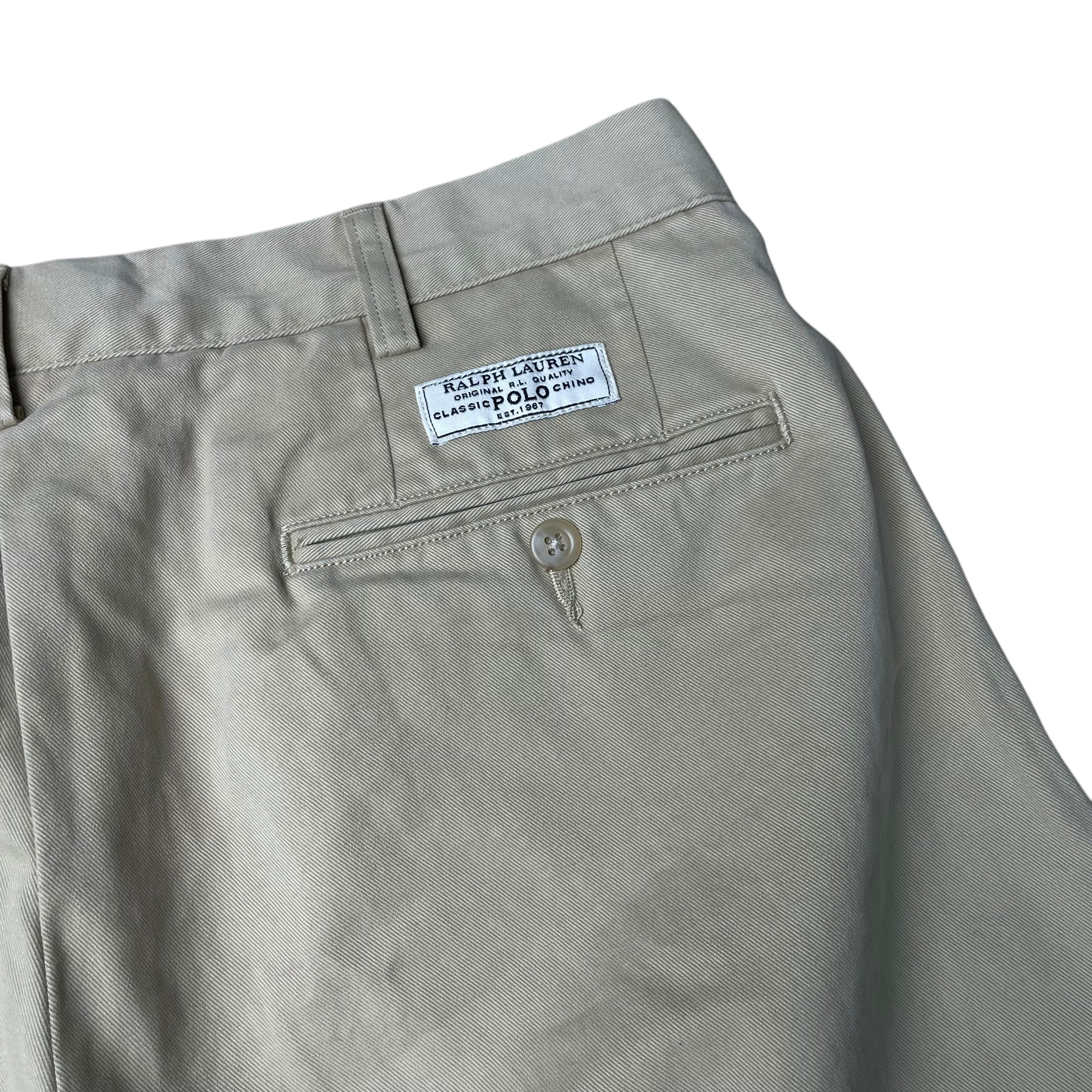 Ralph Lauren Chino (L)