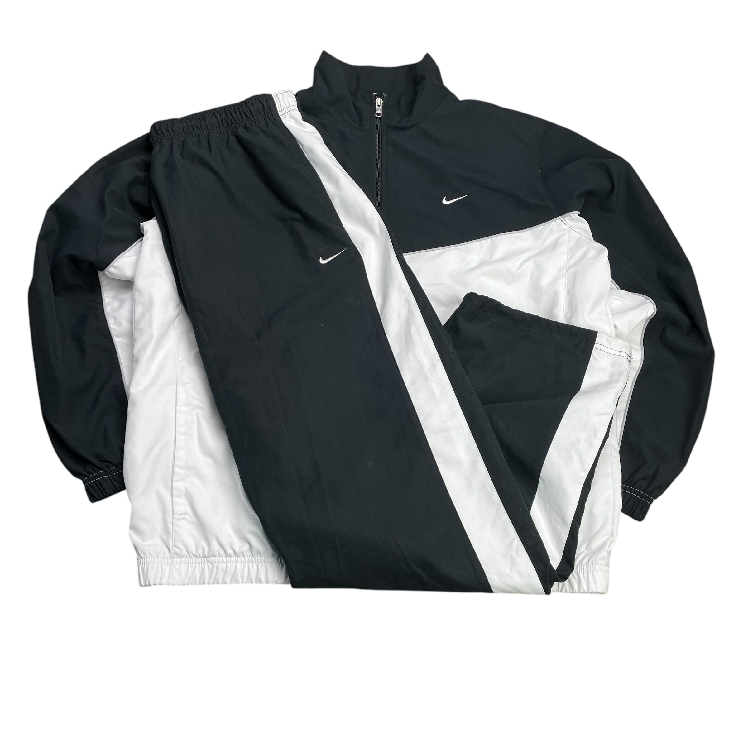 Nike Tracksuit (XL)