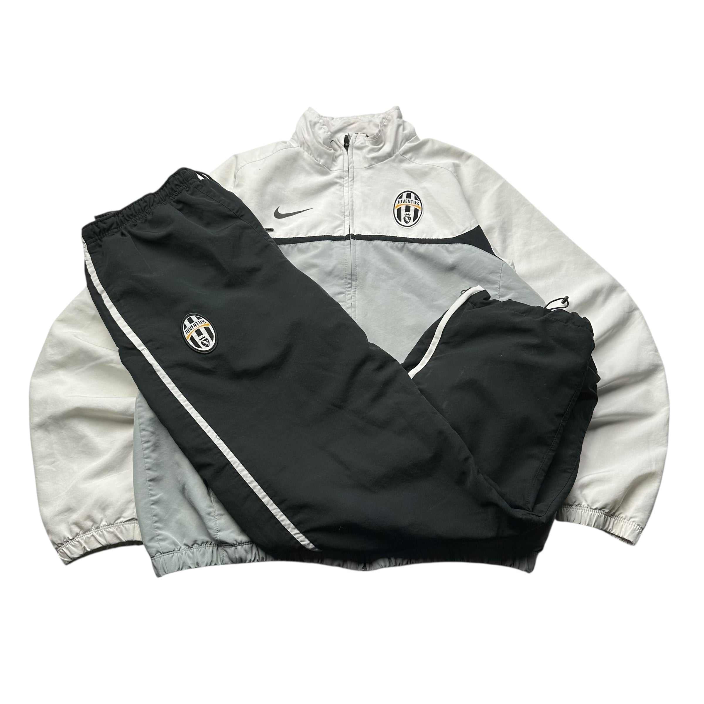 Nike Juventus Tracksuit (L)